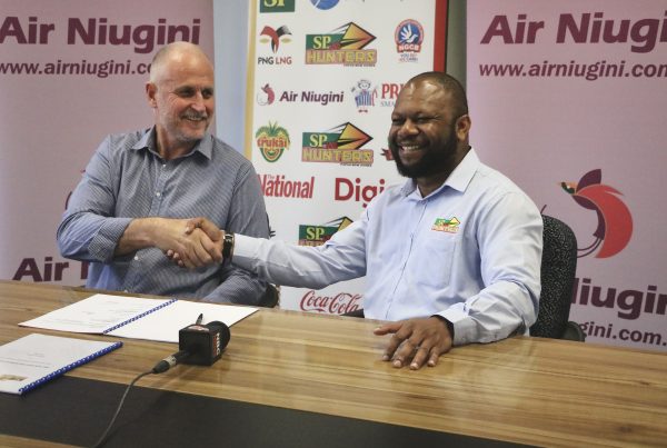SP PNG Hunters announce partnership with Air Niugini